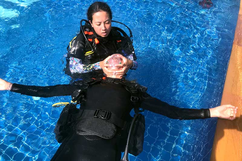 rescue diver course koh lanta